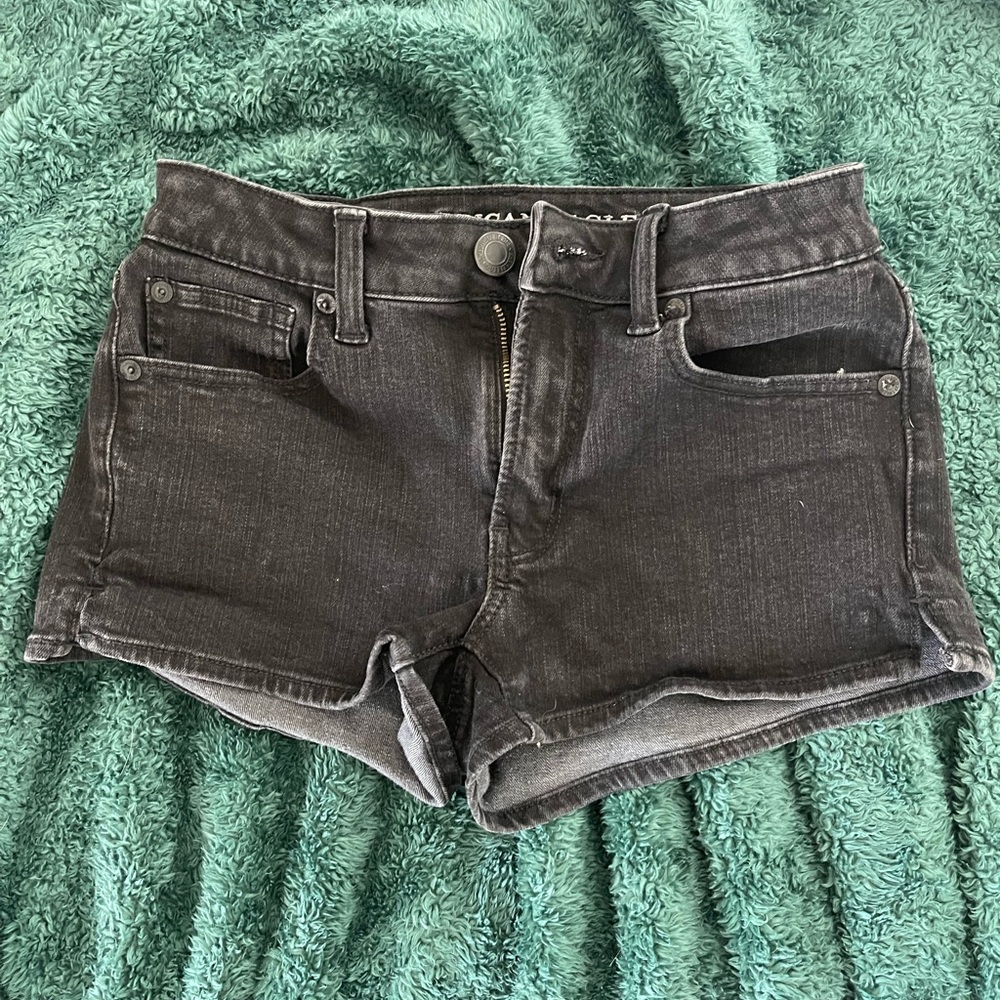 American Eagle high rise Shortie